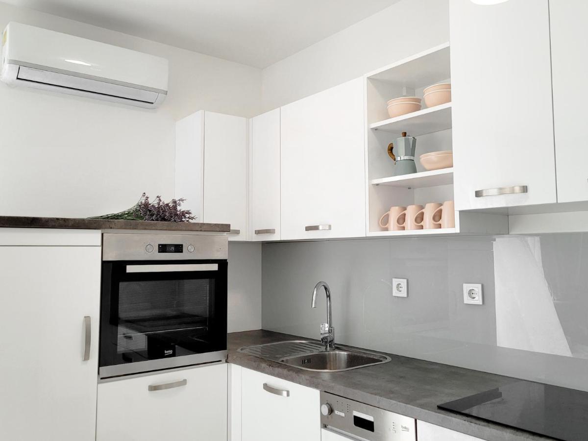 Rosemarie Beach Suites Zadar Exterior photo